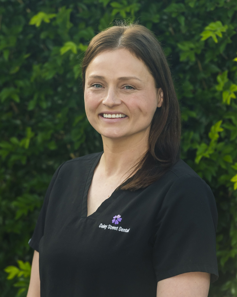 headshot of dr marta kozera | alstonville dentist