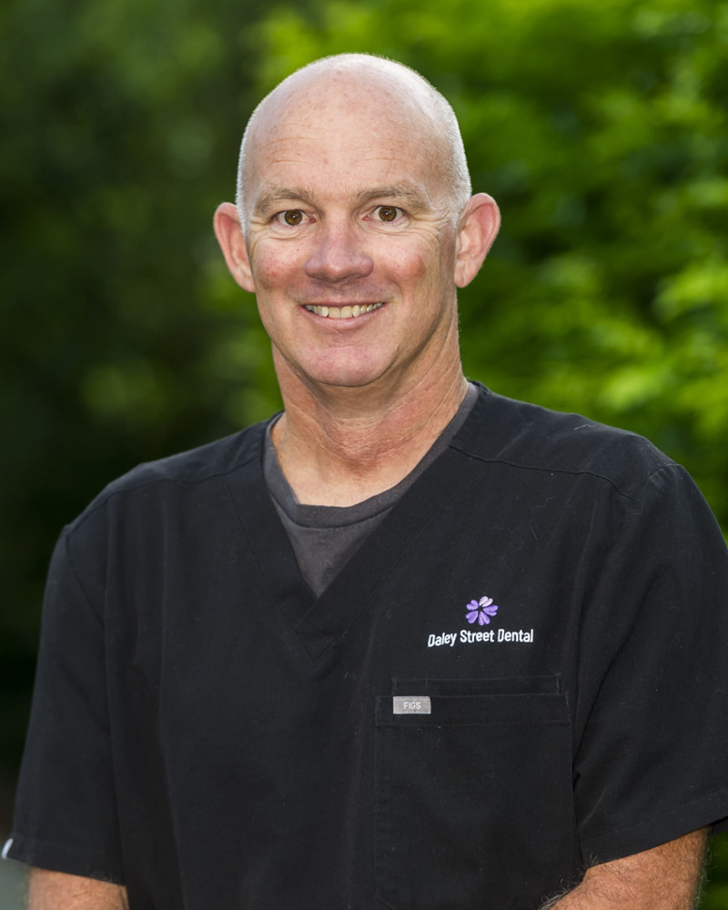 headshot of dr andrew sharpe | dentist alstonville